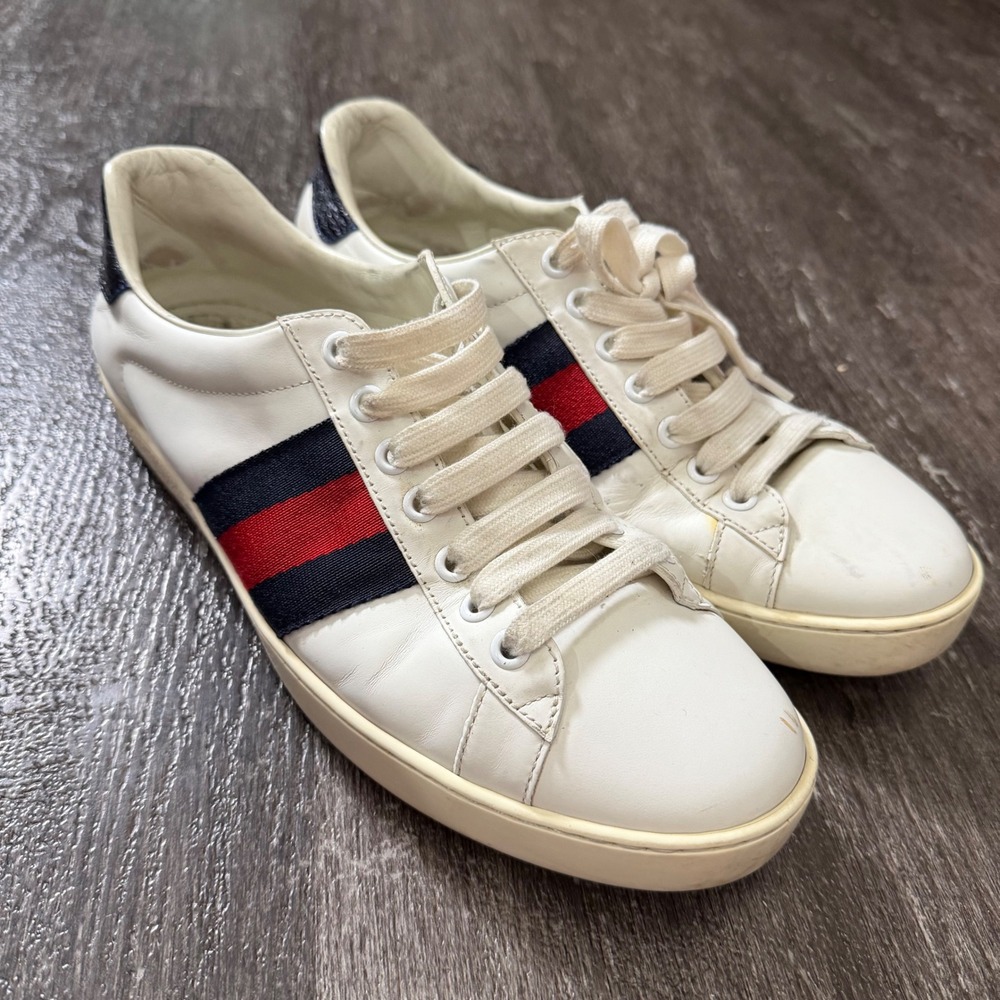 Gucci White Leather Sneakers with Red and Navy Web Stripe